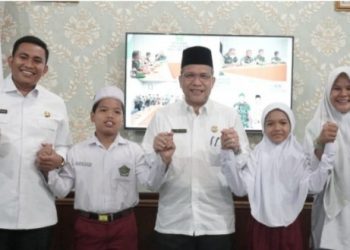 Kakanwil Kemenagsu Beri Dukungan Pada Siswa Madrasah Dalam Kompetisi Sains Nasional
