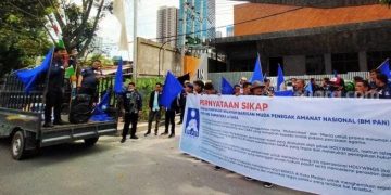 BEM PAN Geruduk Holywings di Medan, Massa Aksi Minta Holywings Di Tutup Selamanya