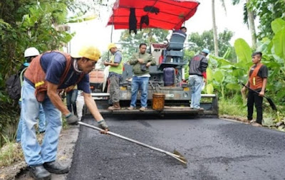 Warga Sampaikan Terimakasih Kepada Walikota Medan, Melalui Dinas PU Kota Medan Jalan Petunia Diaspal