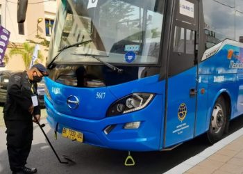 Pelayanan Prima, Personil Gegana Brimob Sumut Lakukan Pengamanan dan Sterilisasi di Asrama Haji