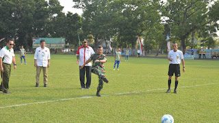 Tendang Bola Pertama Pangdam I/BB Mulai Kick Off Piala HUT Ke – 72 Kodam I/BB