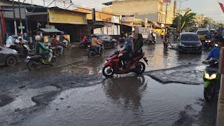 Walikota Medan, Ajak Warga Minta Gubsu Segera Perbaiki Jalan Marelan Raya