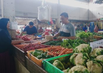 Harga Cabai Melejit , Di Pasar Bahagia Kota Tanjung Balai