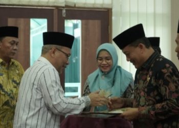 Serahkan ST Penanggung Jawab Fungsi, Kakanwil Kemnagsu : Sebagai ASN Yang Utama Itu Mewujudkan Visi Misi Menag RI