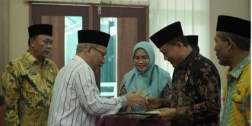 Serahkan ST Penanggung Jawab Fungsi, Kakanwil Kemnagsu : Sebagai ASN Yang Utama Itu Mewujudkan Visi Misi Menag RI