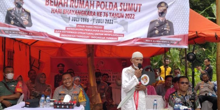 Dibedah Polres Tapteng, Tukiman Miliki Rumah Layak Huni dan Penerangan Listrik