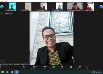 Sufriansyah Pasaribu, S.Pd.I.,M.Pd Tenaga Ahli Anggota DPR-RI menjadi Narasumber dalam Webinar Nasional DEMA FDK UINSU
