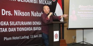 Bupati Taput Ramah Tamah Dengan Masyarakat Tapanuli dan Tionghoa di Banda Aceh