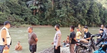2 Orang Santri Hanyut Terabawa Arus saat Wisata di Sungai Labura