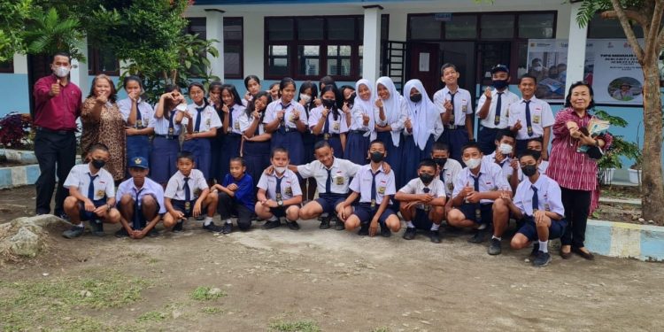 Tim Yayasan Aur Dairi Menenggoi Hadir di Acara Menulis Kreatif