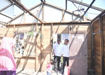 Presiden Jokowi Tinjau Penataan Kawasan dan Rumah Layak Huni di Belawan Medan