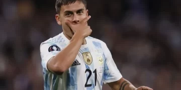 Klub Liga Italia AS Roma telah meresmikan kedatangan penyerang Paulo Dybala
