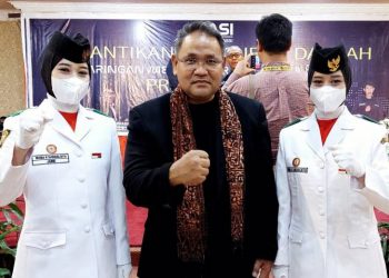 Kembar Winda-Windi Ramaikan Pengukuhan JMSI Jambi