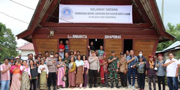 Temu Ramah Kapolres Simalungun Bersama Masyarakat Adat Ambarita Sihaporas (Lamtoras) Mendukung Harkamtibmas