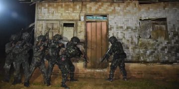Terus Gempur Musuh, Prajurit Yonif 8 Marinir Berhasil Melumpuhkan Musuh Dalam Latihan Uji Nilai Satuan TW II TH 2022