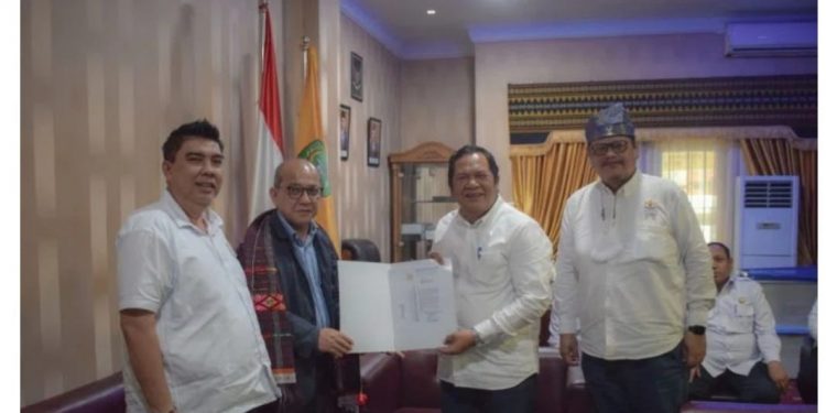 Wali Kota Padang Sidempuan terima kunjungan Kadin Sumut