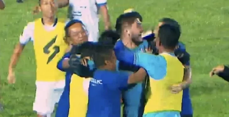 Arema FC gelar juara Piala Presiden 2022 setelah berhasil menahan imbang Borneo FC