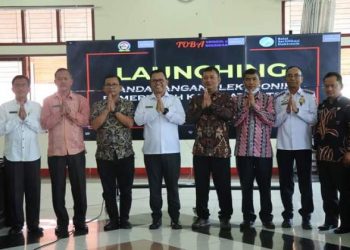 Bupati Toba Launching Tanda Tangan Elektronik