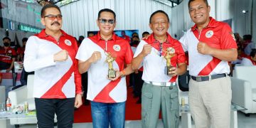 Ketua MPR RI Bamsoet Juara Pertama Best of The Best kelas Eksekutif Kejuaraan Menembak Jaksa Agung Cup 2022
