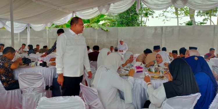 Bupati Ancam Copot Pejabat Tinggal Di Luar Sergai