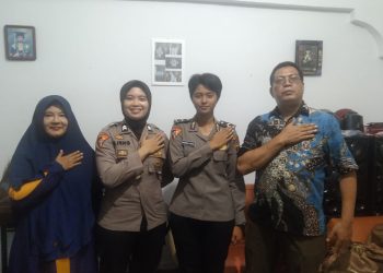 Peran Isteri Menuntun Anak-anak Meraih Mimpi