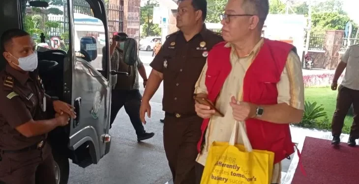Dua Orang Tersangka Korupsi Pembangunan Jembatan Sicanang Di Tangkap