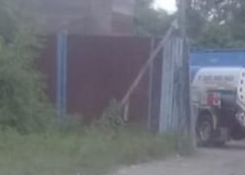 Gudang Penampungan BBM Solar Ilegal Berkedok Gudang Botot