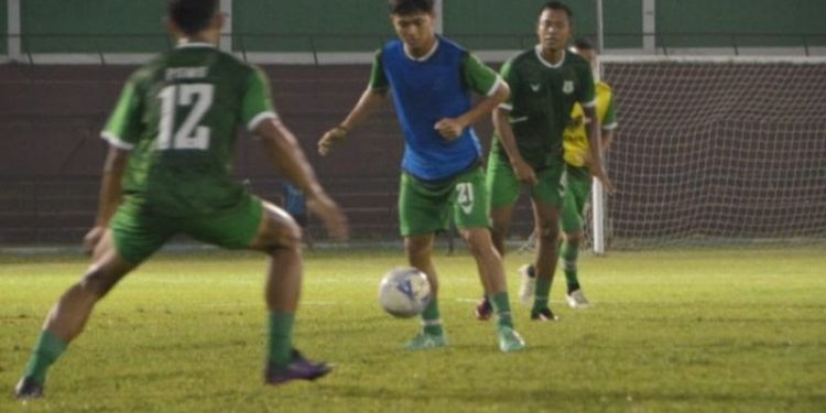 PSMS Medan gelar latihan malam di Stadion Teladan