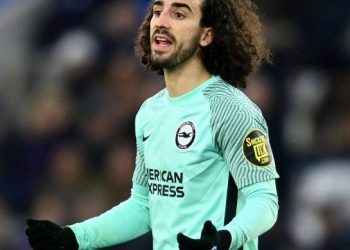 Brighton Tolak Tawaran Pertama City untuk Cucurella
