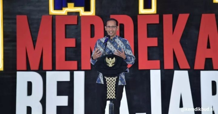 Tunjangan Sertifikasi Guru Dihapus saat Dimulainya Tahun Ajaran Baru? CATAT! Ini Kata Permendikbud