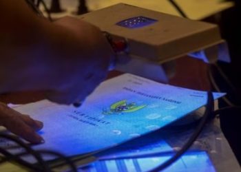 Terbongkar, Pejabat BPN Pakai Cairan Pemutih dan Cotton Bud untuk Ganti Data Sertifikat Tanah