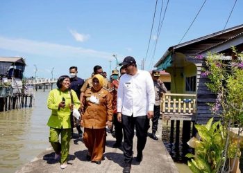 Wali Kota Medan Kunjungi Rumah Apung Di Belawan