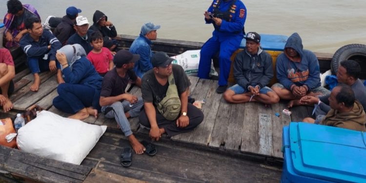 Direktorat Polisi Perairan dan Udara Polda Sumut menangkap sebuah kapal berisi 91 pekerja migran ilegal asal Indonesia