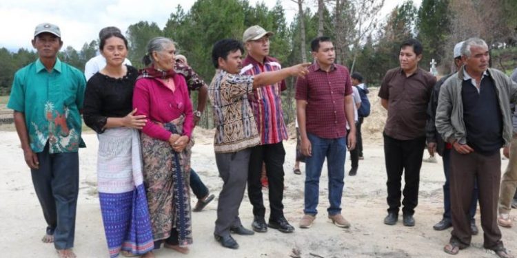 Buka Jalan Usaha Tani, Warga: Terima Kasih Pak Bupati Nikson Nababan
