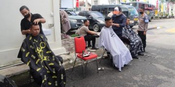 Puluhan Personel Polres Tapsel Mendadak Dicukur Rambutnya, Ada Apa ?