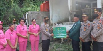 Kapolres Serahkan Hewan Kurban dari Kapolda Sumut ke Al Wasliyah Sibolga