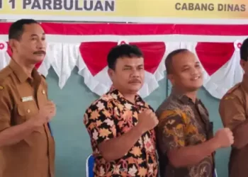 Komite Sekolah SMAN 1 Tiga Lingga Pertanyakan Uang Komite untuk Pembelian Infocus