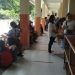 Libur Usai, Emak-Emak Pematangsiantar Ikut Sekolah di Hari Pertama Ajaran Baru