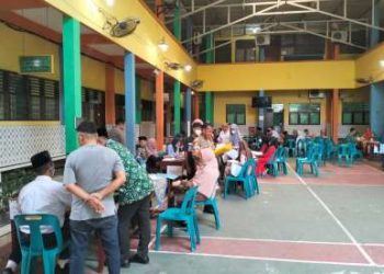 Calon Siswa-siswi MAN 1 Medan Tiba-tiba Tes Urine, Ternyata Syarat Baru Sekolah