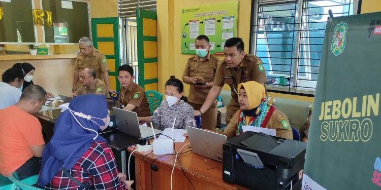 Bobby Nasution Komitmen Tingkatkan Pelayanan Publik, DPMPTSP Jemput Bola Layanan Perizinan bagi Pelaku Usaha