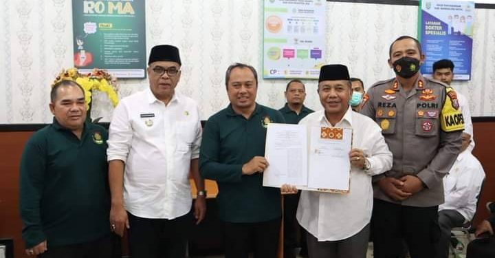 Bupati Madina Hadiri Penandatanganan Kerjasama Baznas dan RSUD Panyabungan