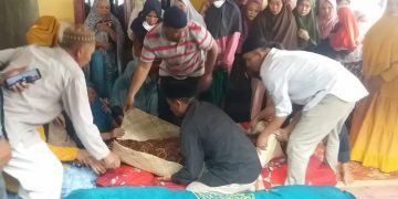 Pemakaman Empat Korban Kebakaran di Belawan Dimakamkan Satu Lobang