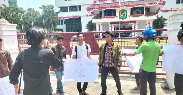 Gelar Aksi Kedua KALAMSU Desak Walikota Pecat Dirut RPH Medan