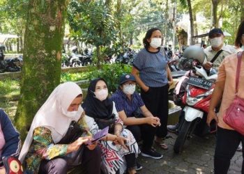 Keberatan Besaran UKT di Unimed, Sejumlah Orang Tua Mahasiswa Baru Datangi Biro Rektor