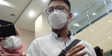 Ketua Tim Dokter Forensik, Dr Ade Firmansyah, membeberkan hasil autopsi kedua jenazah Brigadir Yosua