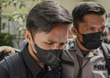 Bharada E mengungkap bahwa Brigadir J membongkar rahasia Irjen Ferdy Sambo yang memiliki istri simpanan