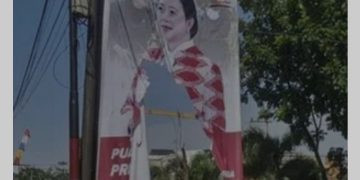 Sejumlah baliho bertuliskan ‘Puan Maharani Presiden 2024’ yang dipasang kader PDIP di Medan dirusak