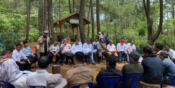 Diizinkan Kelola 300 Ha Hutan, DPRD Sumut Minta Warga Manfaatkan dengan Baik