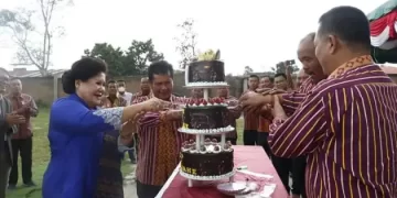 Bupati Karo Hadiri Perayaan HUT Mamre Klasis Kabanjahe
