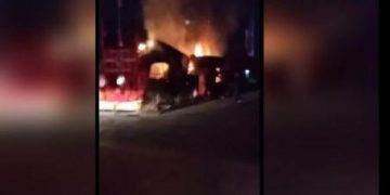 Bentrok Antara Dua Ormas Sebabkan Salah Satu Pos Ormas Terbakar dan Polisi Kena Bacokan Sajam